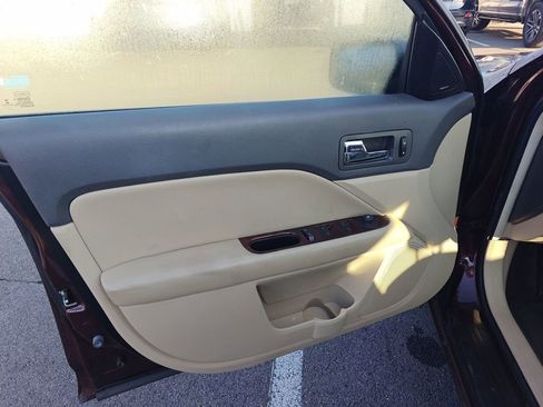 Used 2012 Ford Fusion SEL image 8