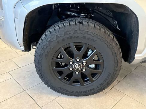 Used 2025 Toyota Tacoma SR5 image 15