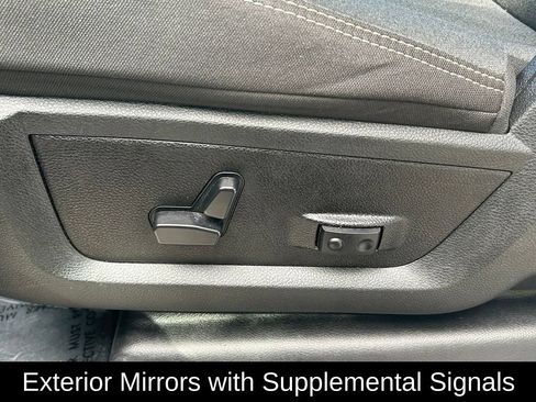 Certified 2026 RAM 2500 Big Horn AWD/4WD image 17