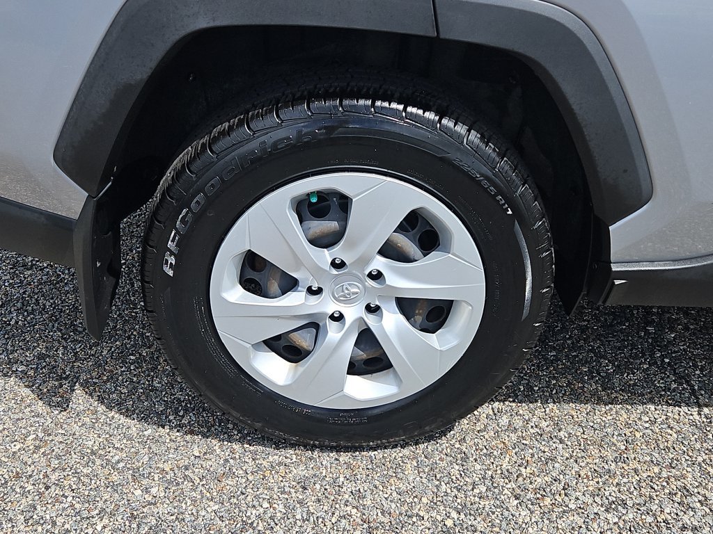 Used 2019 Toyota RAV4 LE w/ All Weather Liner Package AWD/4WD image 9