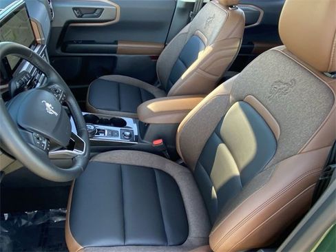 Used 2025 Ford Bronco Sport Outer Banks w/ Outer Banks Tech Package+ image 21