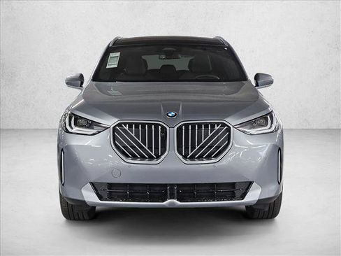 Used 2026 BMW X3 xDrive30i w/ Premium Package AWD/4WD image 2