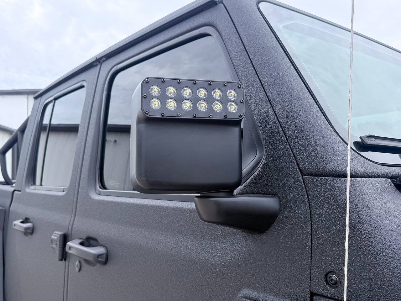 Used 2021 Jeep Gladiator Sport AWD/4WD image 25