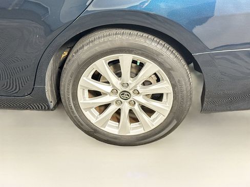 Certified 2018 Toyota Camry LE w/ Protection Package (Q2) FWD image 9