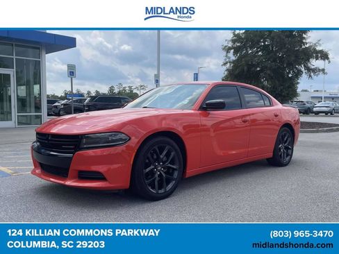 Used 2023 Dodge Charger SXT w/ Blacktop Package RWD image 3