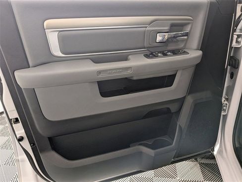 Used 2020 RAM 1500 Classic Warlock w/ Electronics Group image 9