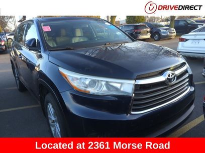 Used 2016 Toyota Highlander LE