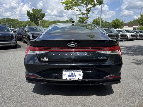 Certified 2023 Hyundai Elantra Limited FWD image 6