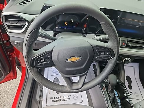 New 2026 Chevrolet TrailBlazer LS w/ LPO, Blackout Package AWD/4WD image 12