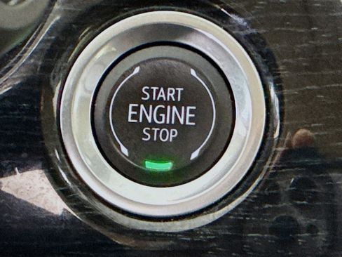 Used 2024 Cadillac XT6 Premium Luxury image 21