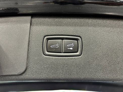 Used 2019 Porsche Cayenne AWD/4WD image 49