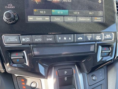 Used 2022 Honda Odyssey EX-L image 18