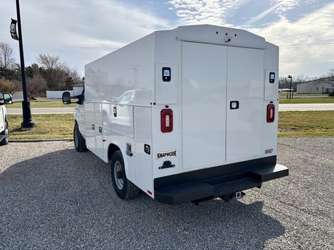 New 2025 Ford E-350 and Econoline 350 Super Duty w/ Power Equipment Group image 5