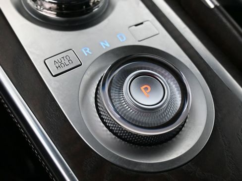 Used 2023 Genesis GV80 2.5T w/ Prestige 20" Package image 27