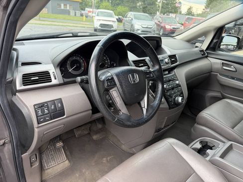 Used 2011 Honda Odyssey Touring image 15