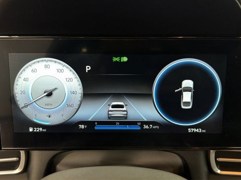 Used 2023 Hyundai Elantra SEL w/ Convenience Package FWD image 20