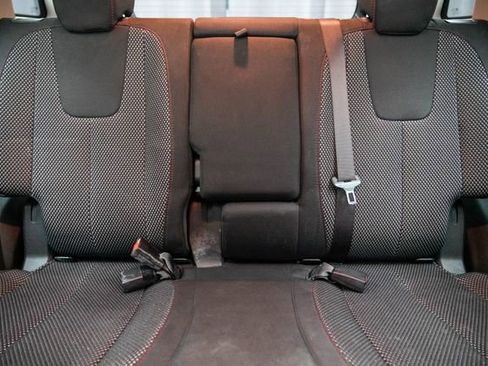 Used 2017 GMC Terrain SLE FWD image 25