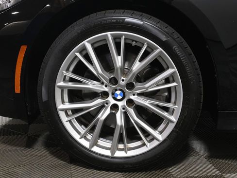 Used 2023 BMW 330i xDrive Sedan w/ Driving Assistance Package AWD/4WD image 12