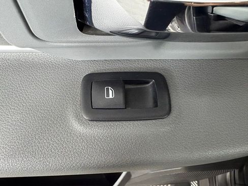 Used 2018 RAM 1500 Big Horn AWD/4WD image 44