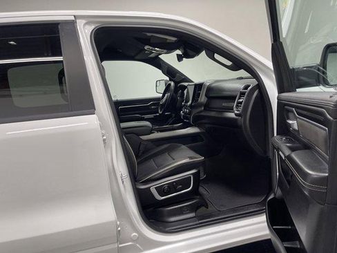 Used 2024 RAM 1500 Laramie AWD/4WD image 18