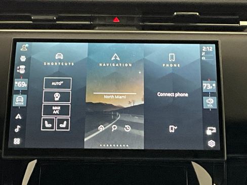 Used 2025 Land Rover Range Rover Sport Dynamic SE image 11