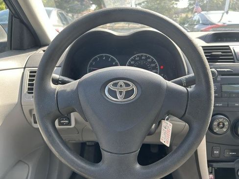 Used 2013 Toyota Corolla L FWD image 10