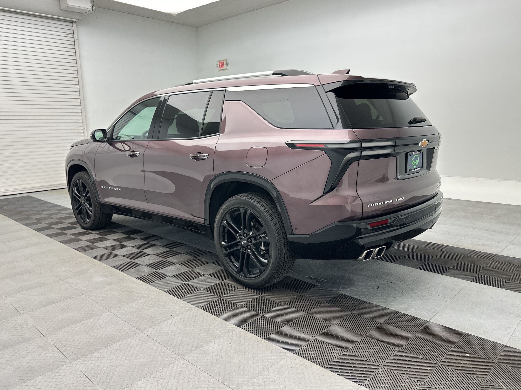 Certified 2026 Chevrolet Traverse High Country AWD/4WD image 3