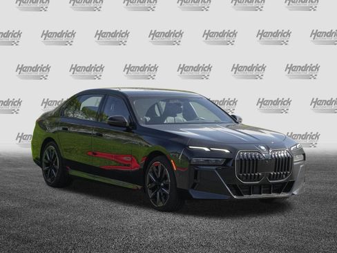 Certified 2024 BMW 740i RWD image 2