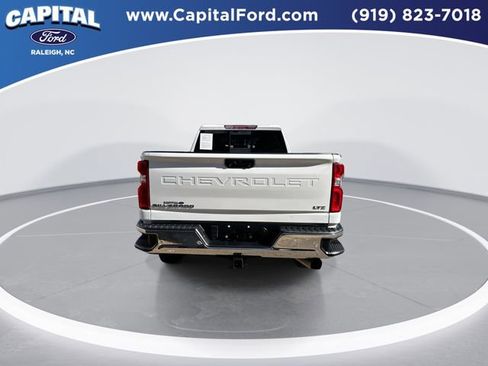 Used 2021 Chevrolet Silverado 2500 LTZ w/ LTZ Convenience Package image 7