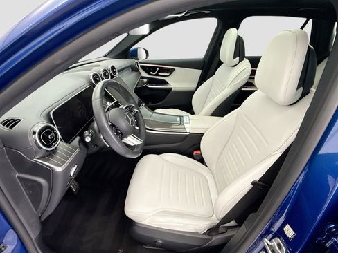 Certified 2023 Mercedes-Benz GLC 300 image 18