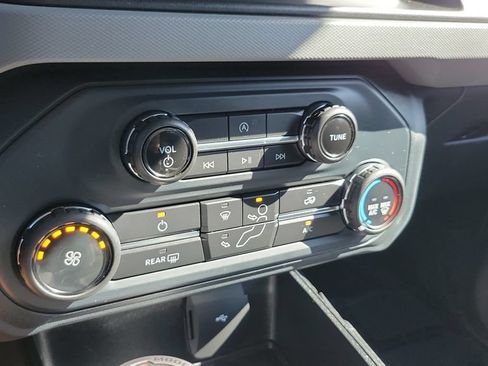 Used 2022 Ford Bronco 2-Door AWD/4WD image 18