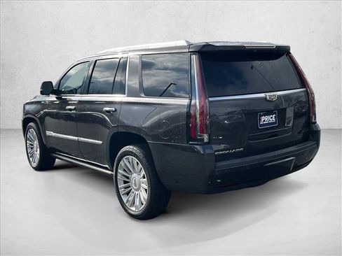 Used 2018 Cadillac Escalade Platinum image 7