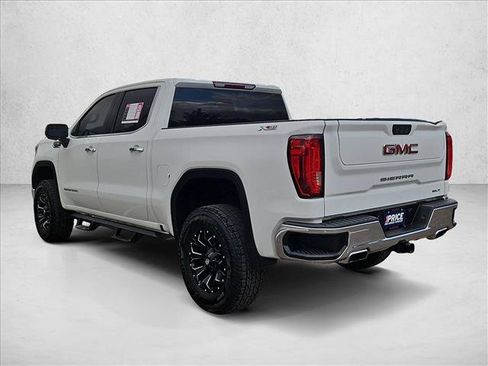 Used 2020 GMC Sierra 1500 SLT w/ X31 Off-Road Package AWD/4WD image 8