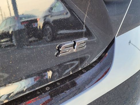 New 2026 Toyota Camry SE image 10