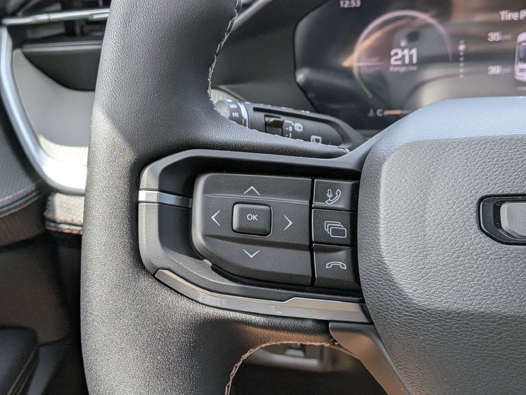 New 2026 Jeep Cherokee Limited AWD/4WD image 24