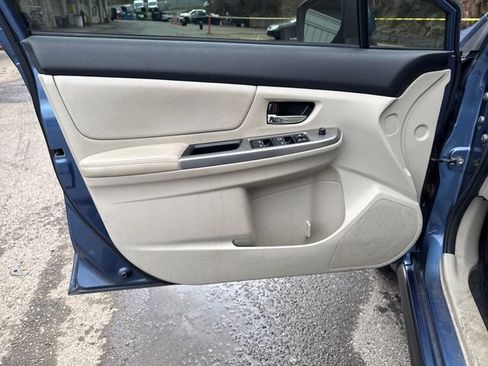 Used 2015 Subaru Crosstrek 2.0i Limited image 19