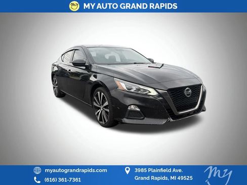 Used 2019 Nissan Altima 2.5 SR FWD image 1