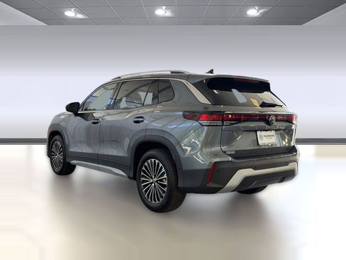 New 2026 Volkswagen Tiguan S FWD image 3