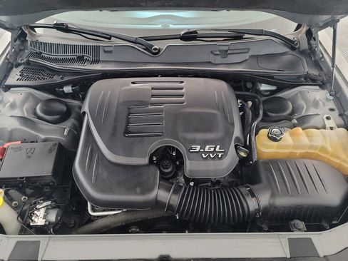 Used 2019 Dodge Challenger SXT RWD image 30