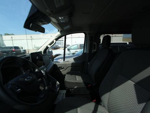 Used 2025 Ford Transit 350 XLT RWD image 16