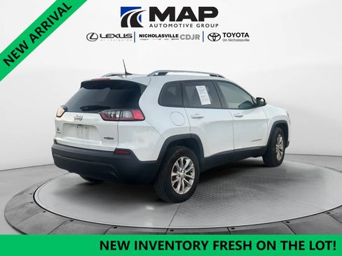 Used 2020 Jeep Cherokee Latitude w/ Cold Weather Group image 5