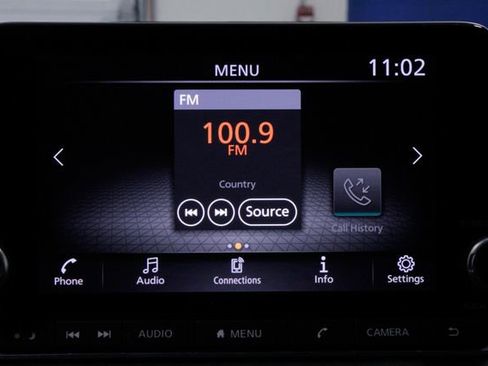 Used 2023 Nissan Rogue S image 28