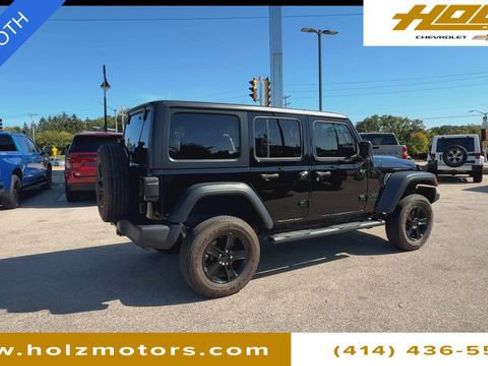 Used 2020 Jeep Wrangler Unlimited Sport image 3