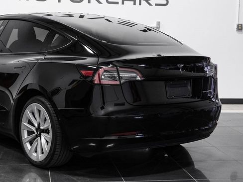 Used 2022 Tesla Model 3 Long Range image 16