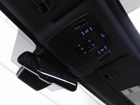 Used 2021 Toyota Sienna XLE image 64