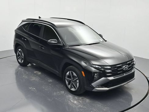 Used 2025 Hyundai Tucson SEL FWD image 30