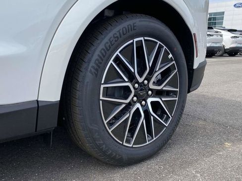 New 2025 Ford Mustang Mach-E Premium image 9