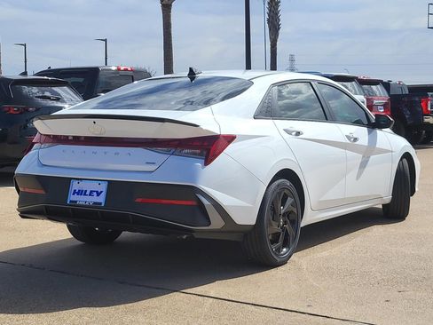 New 2026 Hyundai Elantra Sport FWD image 5