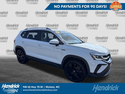 Used 2024 Volkswagen Taos SEL AWD/4WD image 1