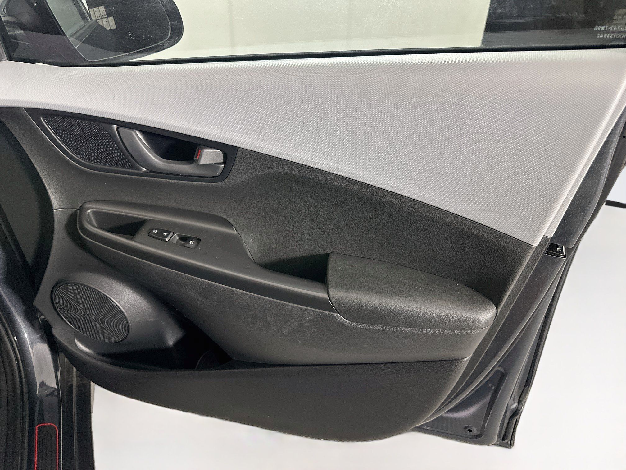 Used 2019 Hyundai Kona SEL w/ SEL Tech Package 02 FWD image 31